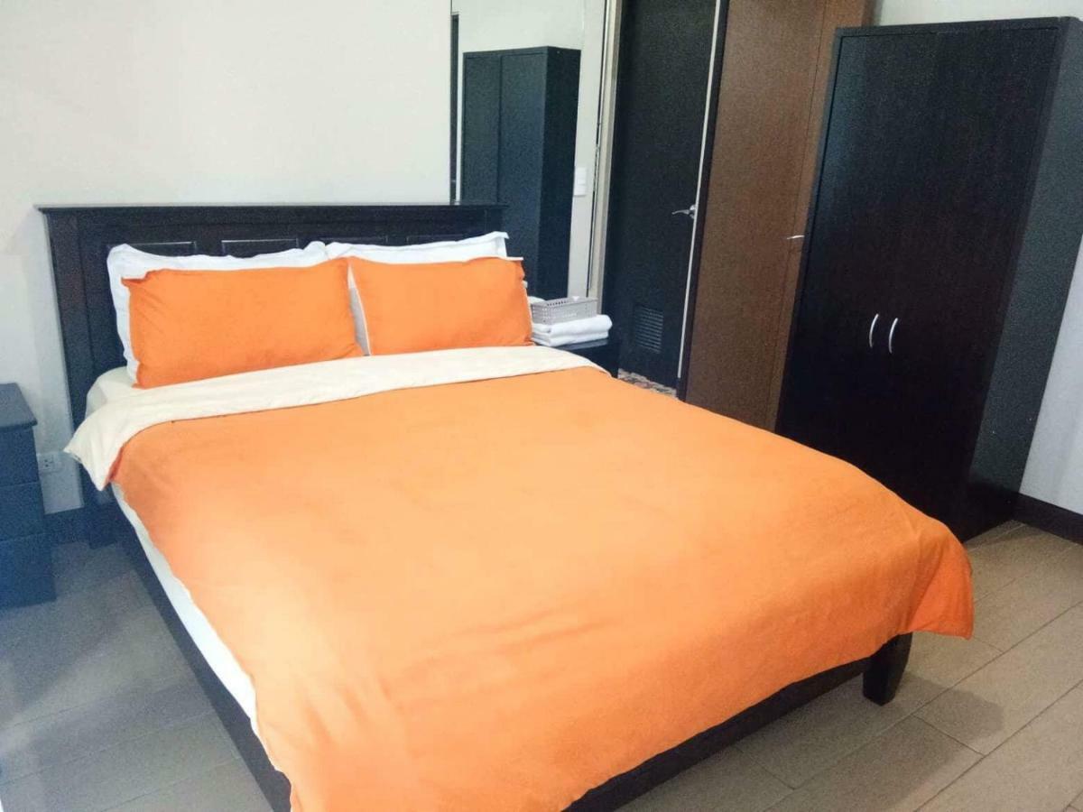 4Q Tower D Manhanttan Heights Cubao Qc Manila Luaran gambar